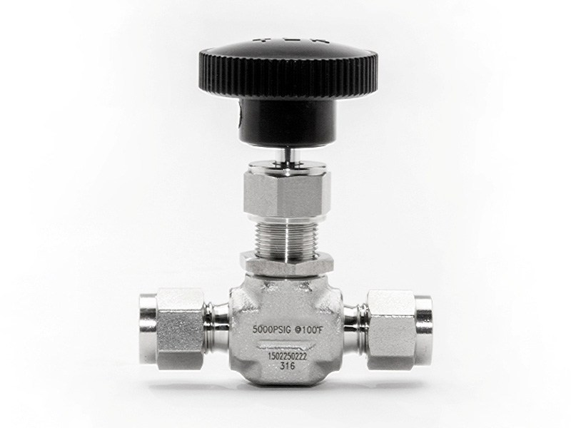 Integral-Bonnet-Needle-Valves